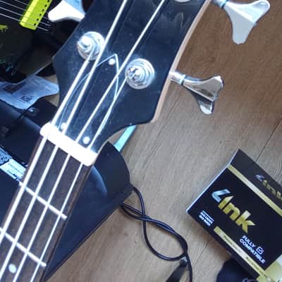 Rare : Gretsch G2220 Junior Jet Bass II BLACK , sent in a CASE image 4