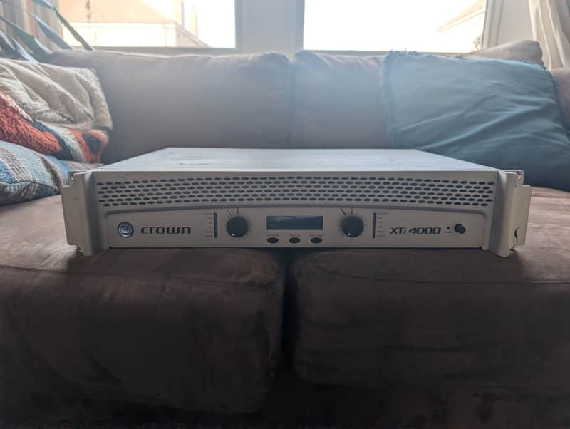 Crown XTi 4000 2-Channel Power Amplifier 2000s - Silver imagen 1