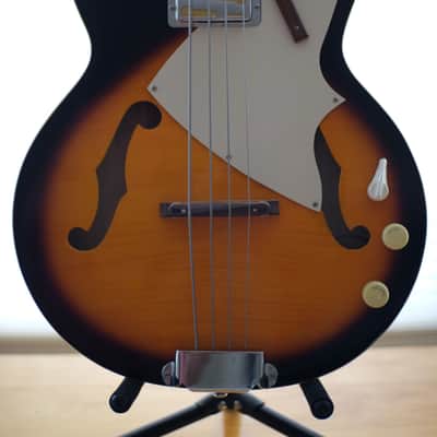 Harmony H22 Reissue Bass Sunburst image 2