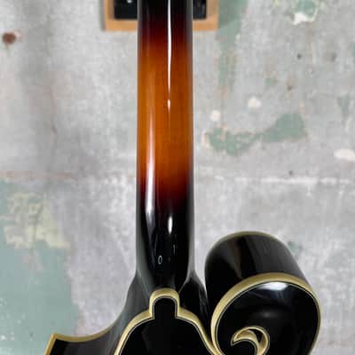 The Loar LM-600-VS Professional F-style Mandolin w/OHSC - Vintage Sunburst #0598 image 10