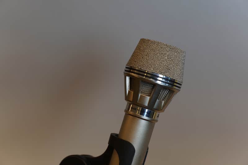 Vintage AKG D190E Cardioid Dynamic Microphone image 1