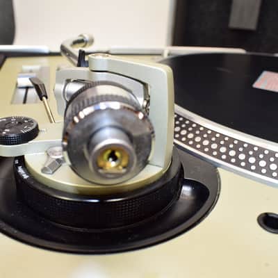 Technics SL-1200M3D Direct-Drive Turntable w/ Odyssey Road Case image 7
