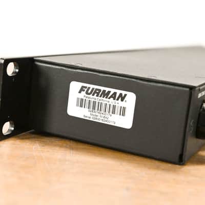 Furman M-8x2 8-Outlet Power Conditioner CG01241 image 6