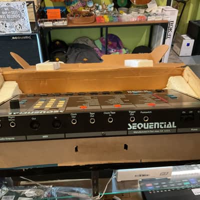 Sequential TOM 4-Voice Drum Machine 1985 - Black Bild 3