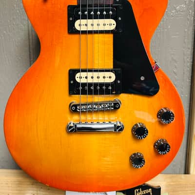 Gibson Les Paul Studio without Fretboard Binding 2019 - 2024 - Tangerine Burst image 2