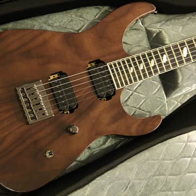 Caparison Dellinger II FX-WM  Natural image 2