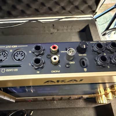Akai Professional MPC Live II Controller Gold with case image 8