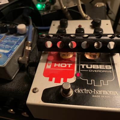 Electro-Harmonix Hot Tubes | Reverb