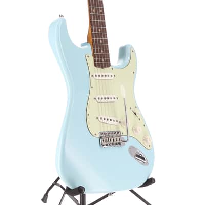 Fender Vintera® II Road Worn® '60s Stratocaster®, Rosewood Fingerboard, Sonic Blue (H7)(14821) (14821) image 4