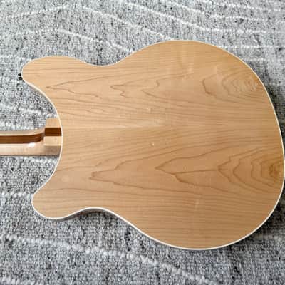 Rickenbacker 360 2023 - Mapleglo image 16