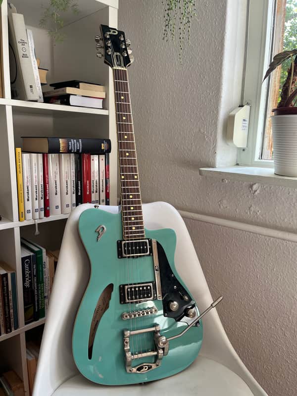 Duesenberg Caribou 6-String Chambered Electric Guitar