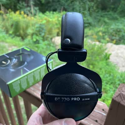 Beyerdynamic DT 770 Pro 32 Ohm 2010s - Black image 5