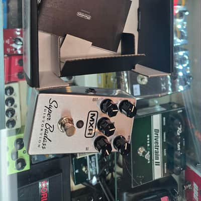 MXR Super Badass Distortion 2020's - Silver image 2