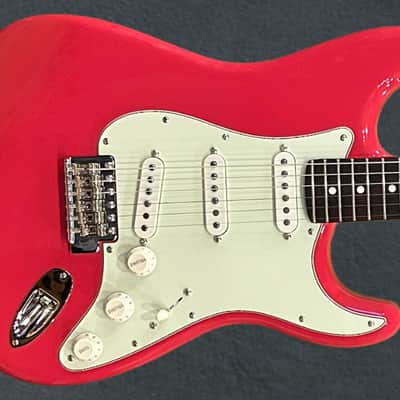 Fender Used American Professional Classic Stratocaster - Faded Dakota Red, 26 image 1