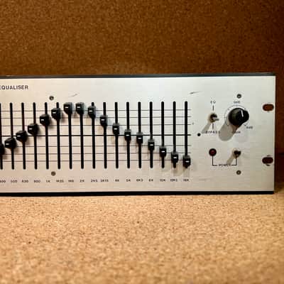 Klark Teknik DN27A Graphic Equaliser – 1970s – RARE – Serviced – Warranty image 5