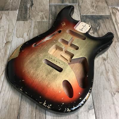 Made to Order - FRANCHIN Mercury F guitar body Relic Aged Nitro Lacquer OVER METALLIC LEAF (Sunburst/ Black/ White/ Blue/ Green/ Yellow/ Red/ Pink/ Burgundy/ Purple/ Gold/ Silver/ Copper, etc.) Stratocaster-Strat-S-Style F-hole Thinline Made in Italy image 4