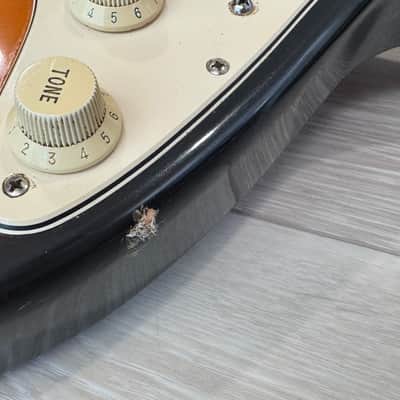 1997 Fender California Series Alder Sunburst Stratocaster with Fender Hard Case image 10