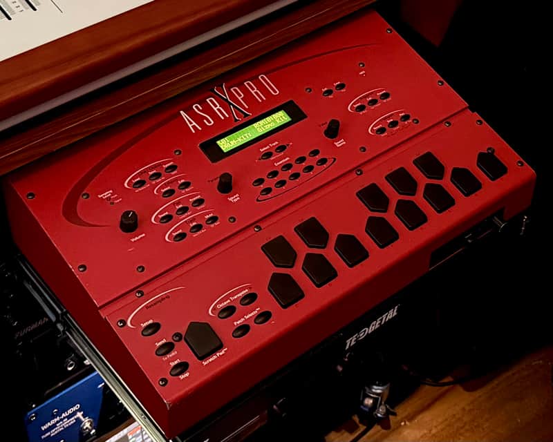 Ensoniq ASR-X Pro Resampling Production Studio 1998 - Red image 1