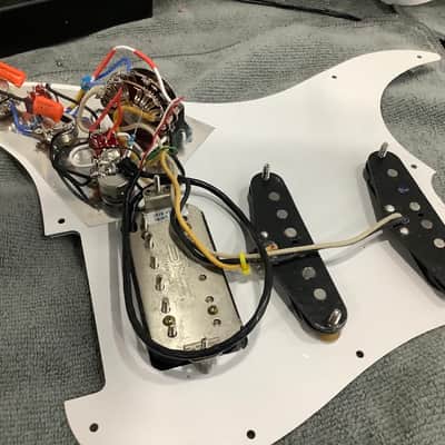 Fender Deluxe Lone Star Stratocaster 2010 - sanded back and Relic finish, with upgrades image 12