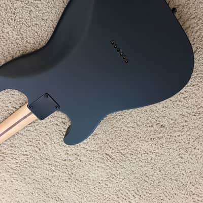 Fender Jim Root Artist Series Signature Stratocaster 2010 - Present - Flat Black image 8