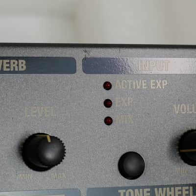 Roland VK-8M + Bracket image 12