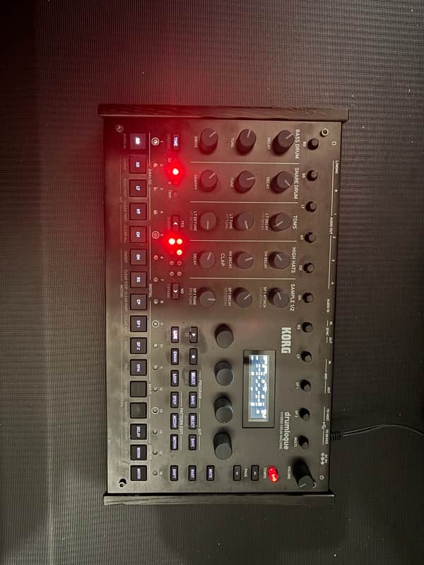 Korg Drumlogue Hybrid Drum Machine 2022 - Present Black image 1