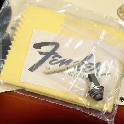 Fender USA Standard Stratocaster Dan Smith 2-Knob Brown Sunburst 1984 [E332664] (07/06) image 3