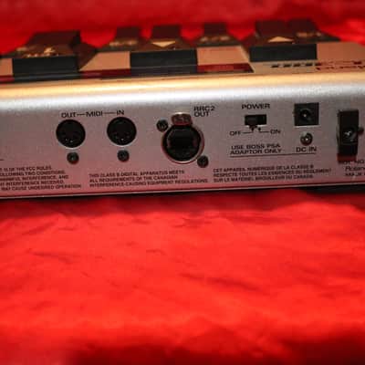Roland VG-99 V-Guitar Modeling Synth with GK-3 Pickup and FC-300 MIDI Foot Controller - Silver image 17