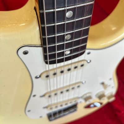 1973 Fender Stratocaster Hardtail with 3-Bolt Neck, Rosewood Fretboard 1971 - 1977 - Olympic White image 15