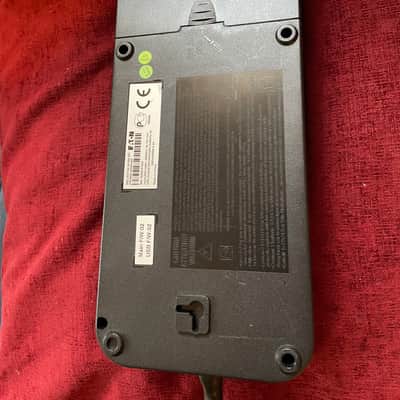 Eaton 3S 550 UPS Battery Backup (Power Conditioner) 230V 2000 - Black image 2