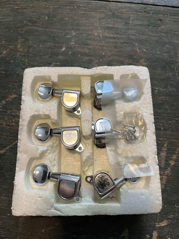 WD 6in line tuners mini button NOS 80's - chrm image 1