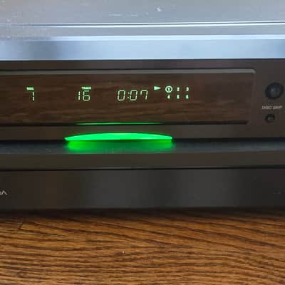 Onkyo DX-C390 6 CD Carousel Changer January 2024 - Black image 12