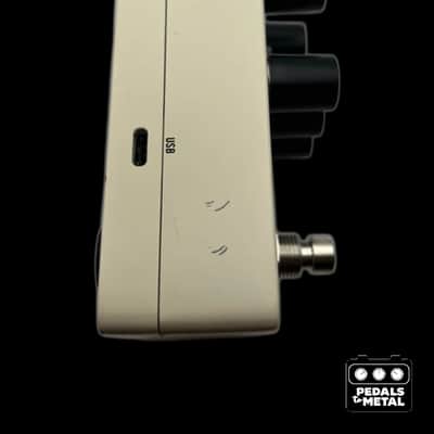 Universal Audio Evermore Studio Reverb 2023 - Present - Cream x130 image 3