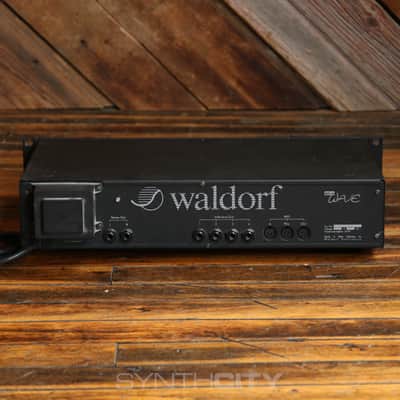 Waldorf Microwave Rackmount Wavetable Synthesizer 1989 - Blue image 2
