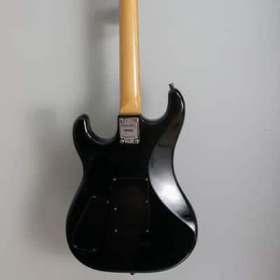 Kramer Baretta 1987 - "The Fly" Airbrush graphic image 2