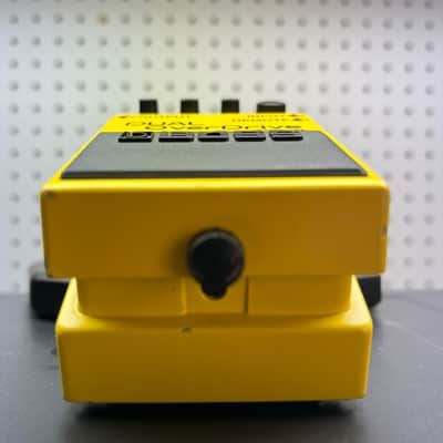 Boss SD-2 Dual OverDrive (Silver Label) 1993 - 1998 - Yellow image 5