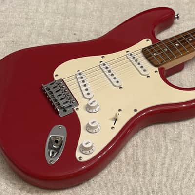 2014 Squier Bullet Stratocaster Red Rosewood Fretboard Maple Neck No Skunk Stripe / 8 Screw Pickguard image 6