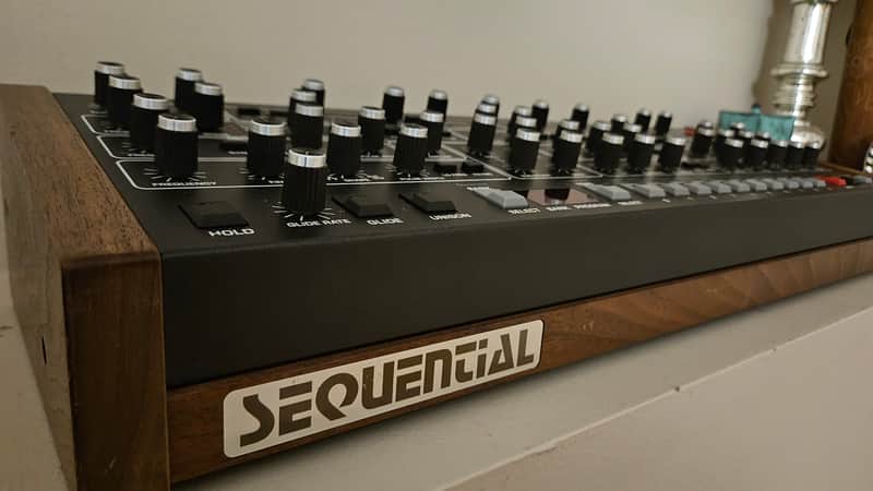 Sequential Prophet-6 Desktop 6-Voice Polyphonic Synthesizer 2018 - 2020 - Black with Wood Sides image 1