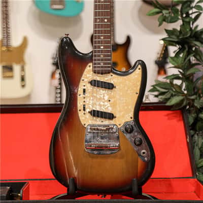 FENDER Mustang 1972 Sunburst Preloved image 1