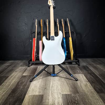 Squier Sonic Stratocaster - Arctic White image 5