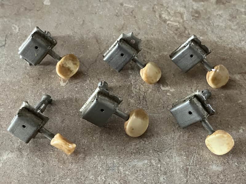1964 1965 1966 set Fender Musicmaster Duo Sonic Mustang guitar tuners tuning pegs image 1