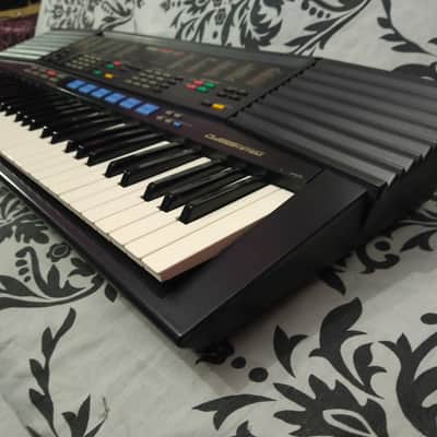 YAMAHA PSR-47 SYNTH KEYBOARD 1990 MIDI PROGRAMMED HARD CASE image 10