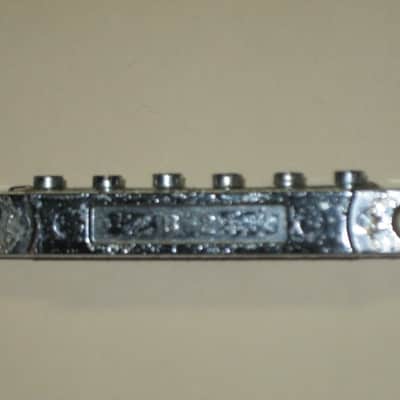 visibly used / relic'd real player's wear Epiphone B-2 metric ABR-1 vintage style bridge CHROME, large posts mounting pieces (NO anchors) early 2000s (for some import guitars that use this style bridge) will NOT fit on Gibson - mounting holes are too big image 15