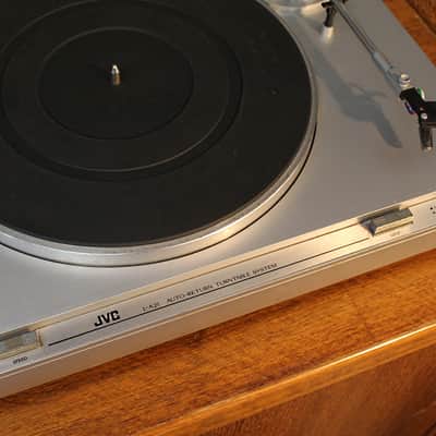 Vintage 1980 JVC L-A21 Turntable & Ortofon Cart - Made in Japan! image 14