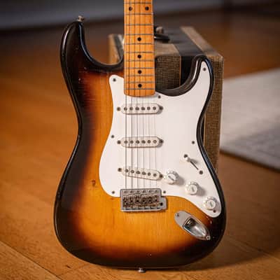 Fender Stratocaster 1955 - Sunburst Bild 1