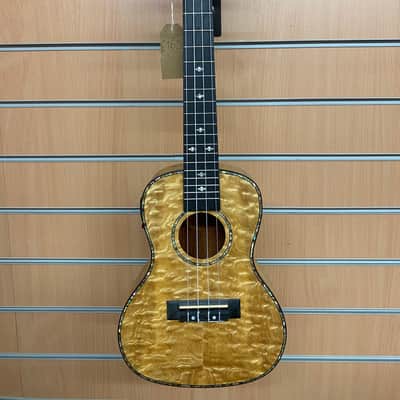 Blackwater YWU YQ24 EQ Quilted Ash Concert Ukulele image 1