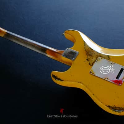 Fender Stratocaster Yellow Heavy Aged Relic image 13