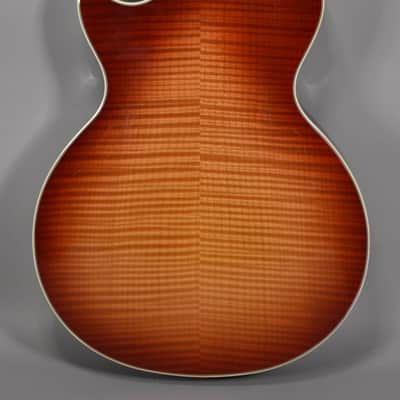 2005 Gibson Les Paul Supreme Heritage Cherry Sunburst Electric Guitar w/OHSC image 4