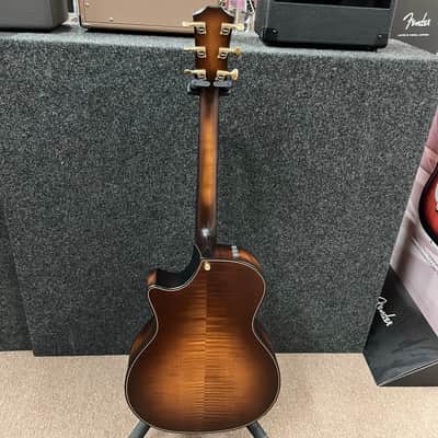 Taylor Builder's Edition 614CE Grand Auditorium Acoustic/Electric Guitar with V-Class Bracing, ES2 Pickup & Hardshell Case 2021 - Natural image 14