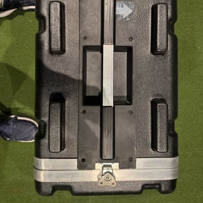SKB 6 space rack case 2010’s - Black image 3